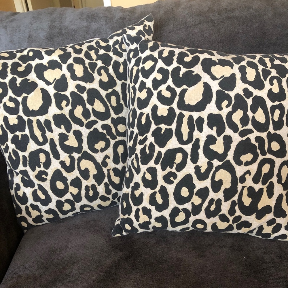 Leopard throw pillows